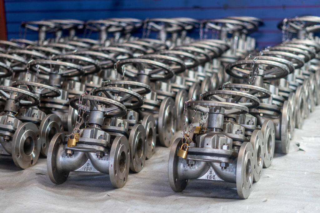 Production batch of NTGD CF8M manual weir-type diaphragm valves with flanged ends.